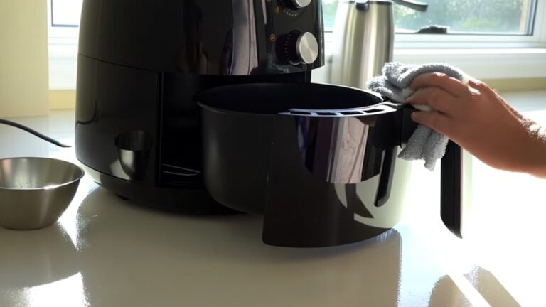 clean your air fryer